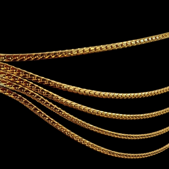 Christian Dior belt rare 1970s vintage belt gold chain excellent condition - Picture 12 of 16